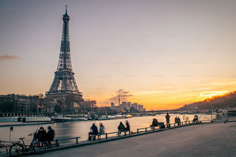 Business Class Flights to Paris France